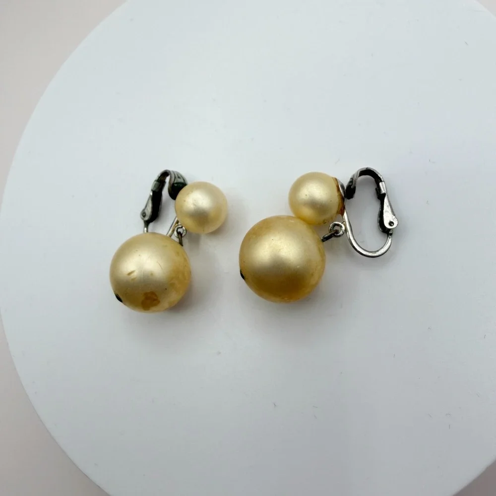 Vintage 90s Silver Tone Double Cream Faux Pearl Earrings Women's Classic Jewelry